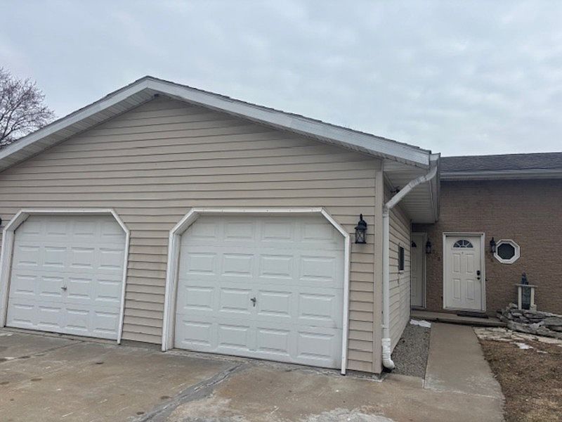 1st image of 508 N Cambridge Dr