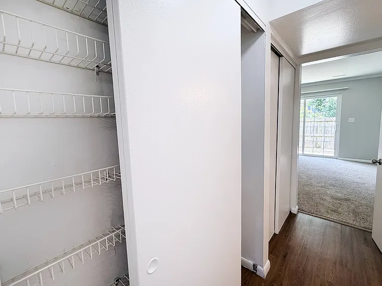 Walnut Creek Townhomes — Photo 53