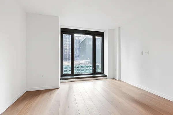 Rented by Sakai Organization Inc. | media 18