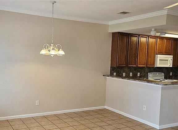 3rd image of 1617 Townhome Ln