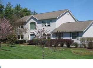39 2nd St, Hopewell, NJ 08525