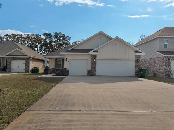 16 7th Ave, Shalimar, FL 32579