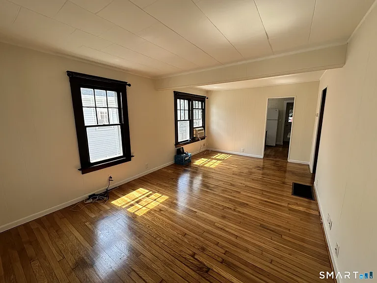 128 Grove Pl — Photo 7