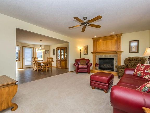 3rd image of 2413 NW Park Meadows Dr