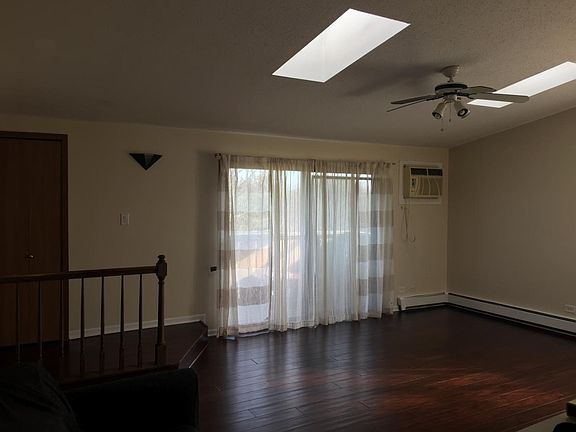 2nd image of 9 Cedar Ct APT 13