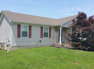 5611 Charleswood Pl, Louisville, KY
