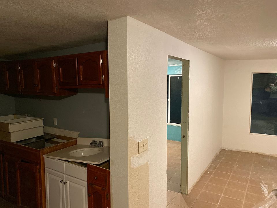 2nd image of 17650 Poquito Ln
