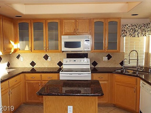 5th image of 8601 Copper Knoll Ave