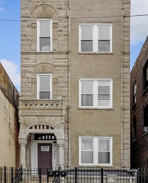 1st image of 1307 S Kedzie Ave