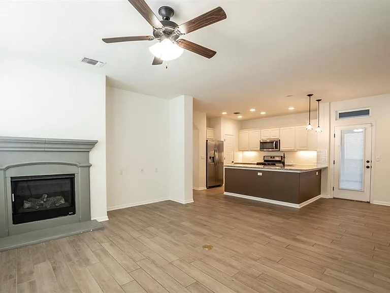 8920 Cattalo Ln — Photo 8