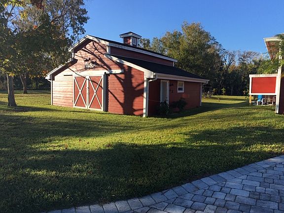 2nd image of 35765 NE 7th Dr