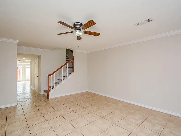 13282 Trail Hollow Dr — Photo 9
