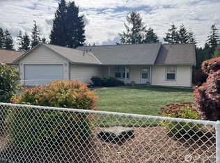 10 E Warbler Ct, Allyn, WA 98524