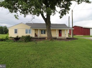 18020 Edwards Ferry Rd, Poolesville, MD 20837