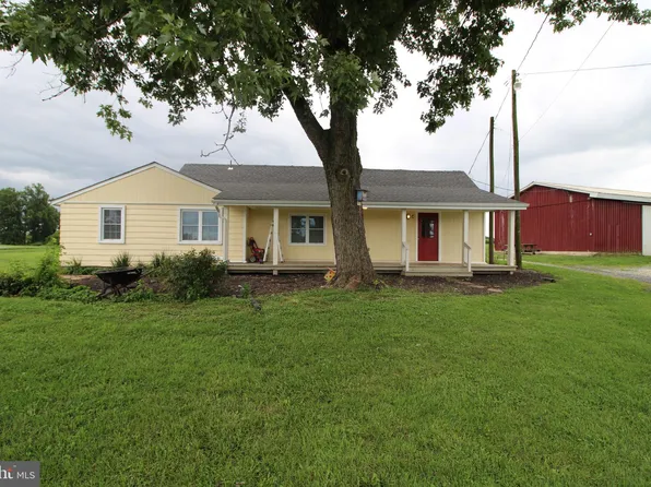 18020 Edwards Ferry Rd, Poolesville, MD 20837