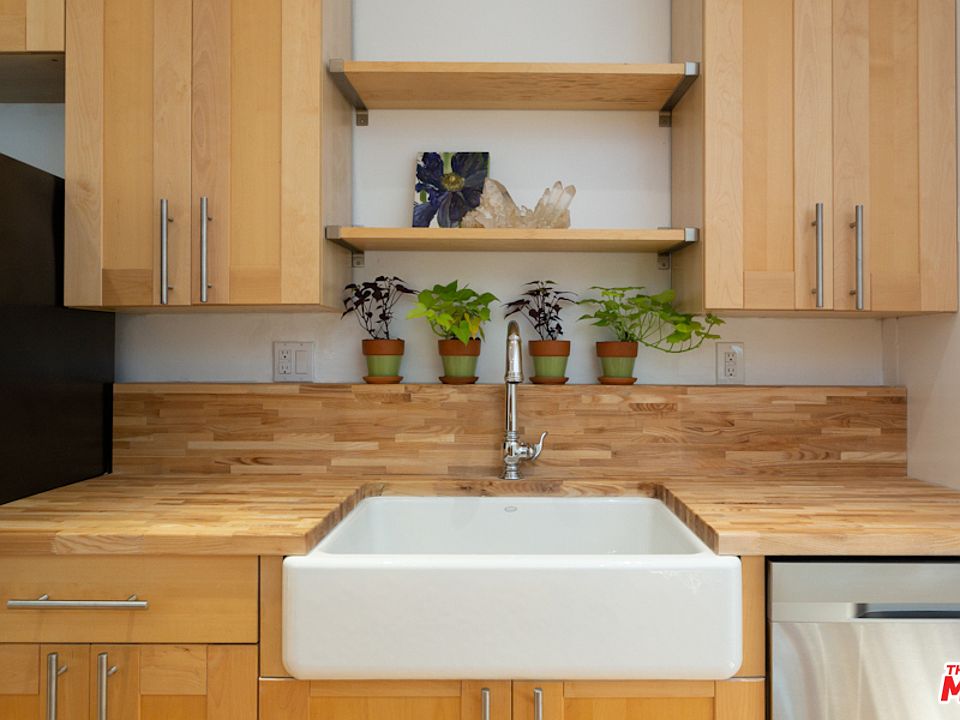 1st image of 636 Brooks Ave #B