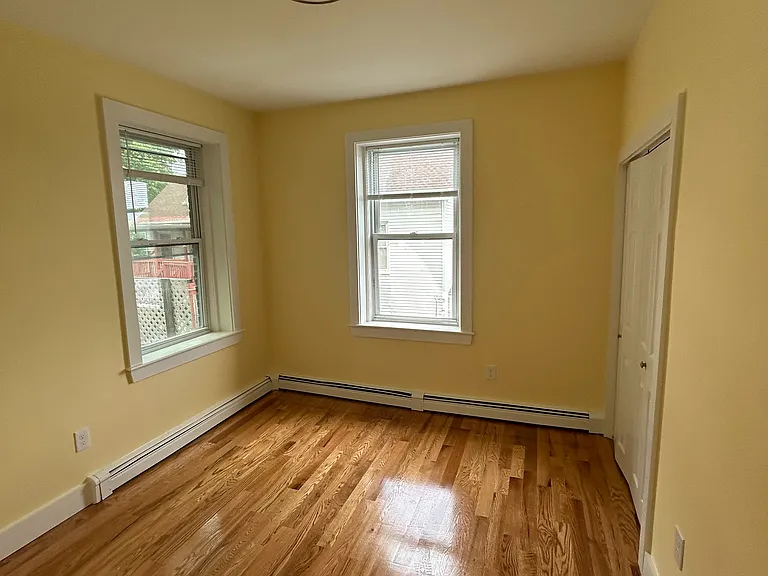 2 Malden St #3B — Photo 10