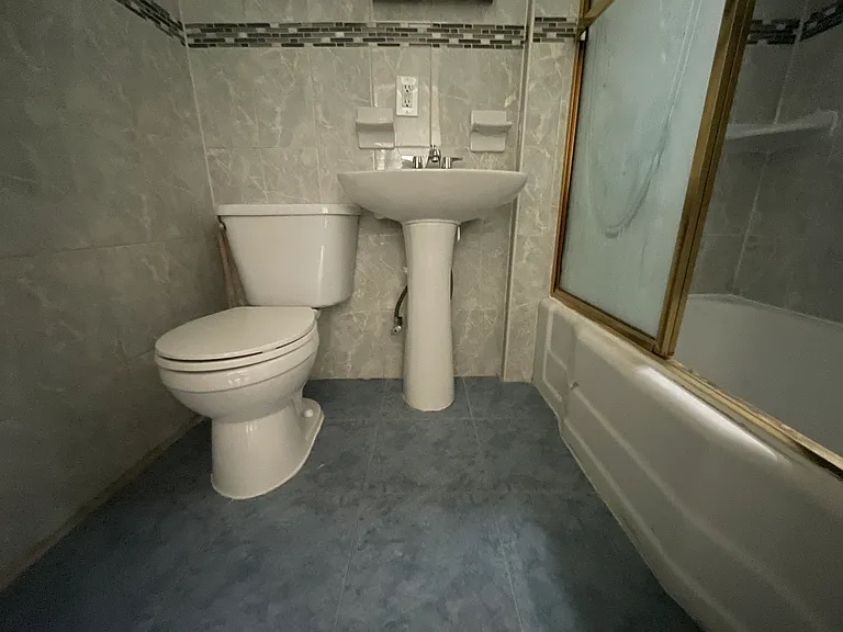 1735 Grove St #1 — Photo 9