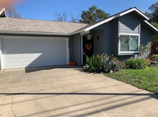 2638 Walnut Ave, Carmichael, CA 95608