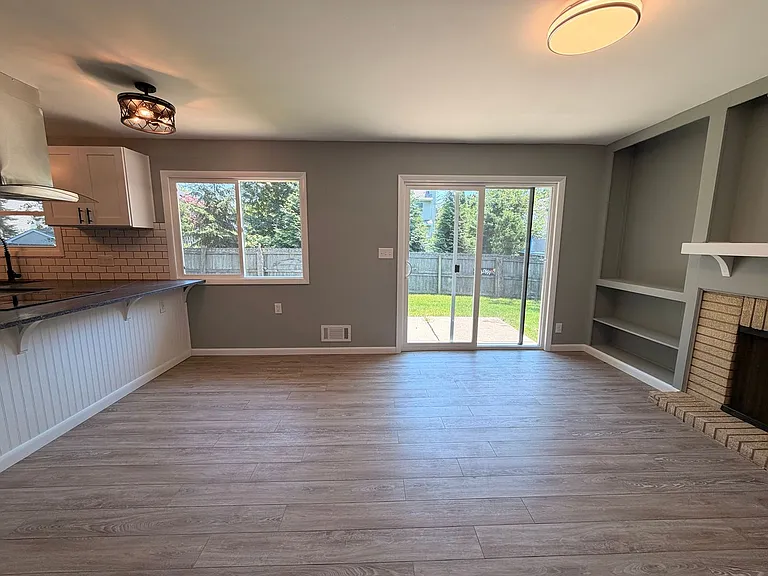 2538 Berwyck Rd SE — Photo 11
