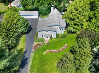 4 Aricia Ln, Winchester, MA 01890