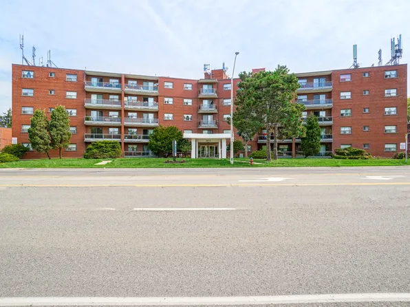 2673 King St E, Hamilton, ON L8K 1Y6