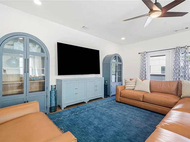 2042 Juliet Ave — Photo 38