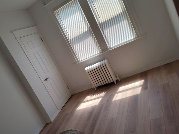 6712 N Gratz St FLOOR 2