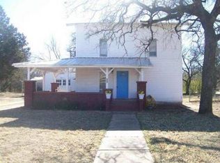 508 Oak Main Ave, Comanche, OK 73529
