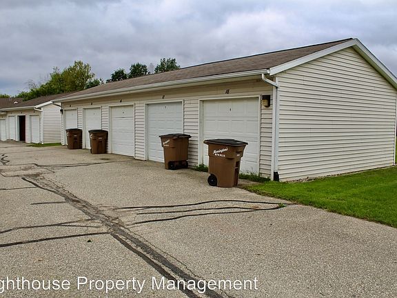 3rd image of 7028 S Cannon Place Ln