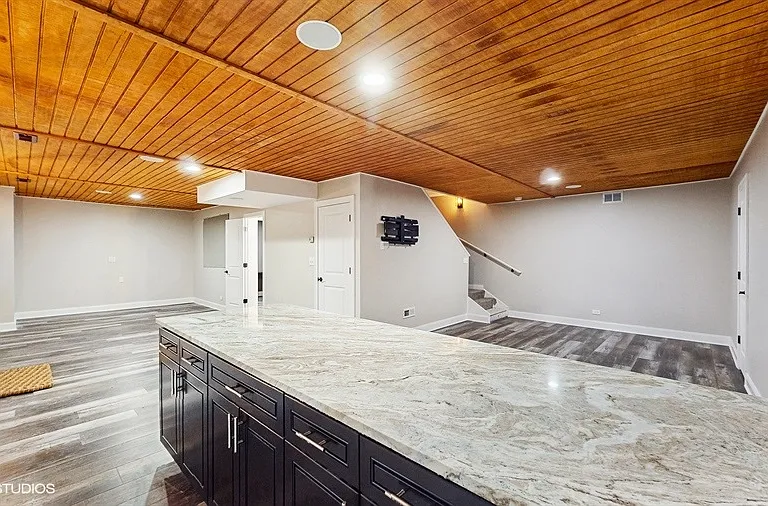 137 Forest Ave — Photo 41