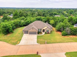 12555 Stone Hill Dr, Guthrie, OK 73044