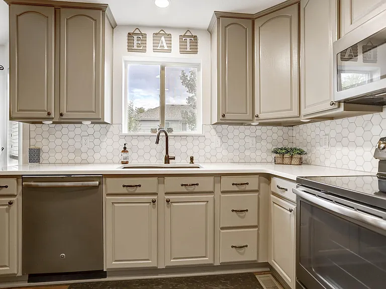 1656 Fossil Creek Pkwy — Photo 20