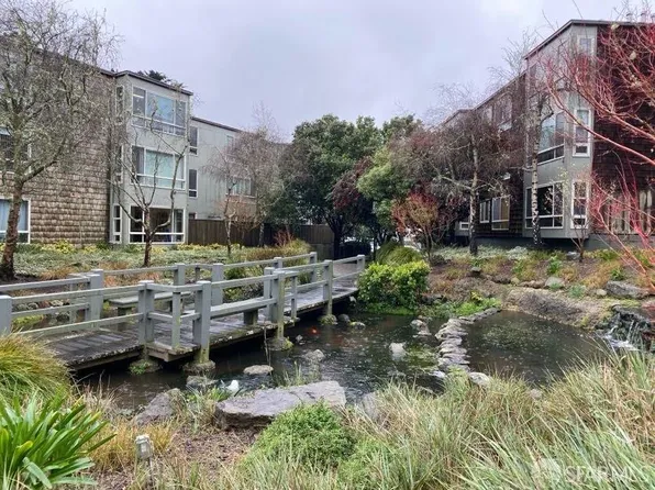 135 Red Rock Way APT 110L, San Francisco, CA 94131