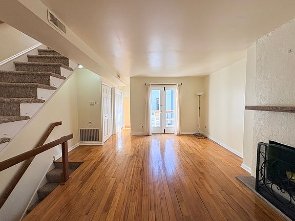 3rd image of 1512 Naudain St Floor 2