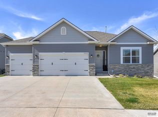 17213 Samantha Rd, Gretna, NE 68028
