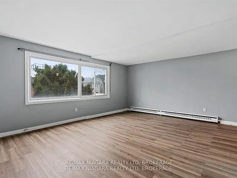 27 Main St #2 — Photo 6