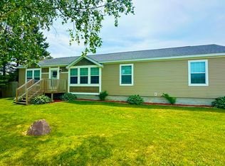37 W Wayne St, Sault Sainte Marie, MI 49783