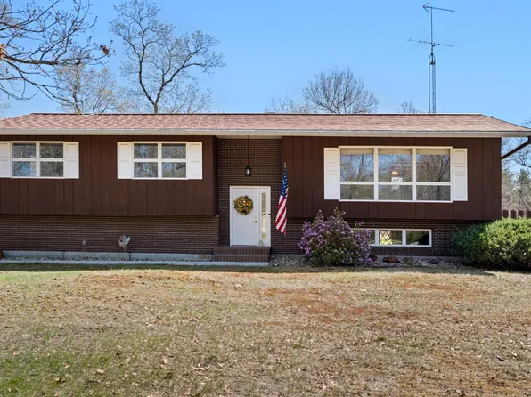 N5976 Cresthill DRIVE, New Lisbon, WI 53950