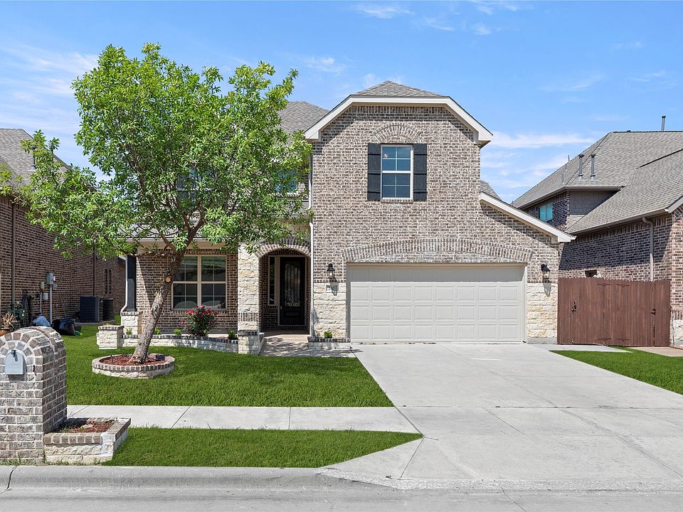 1st image of 740 Sundrop Dr