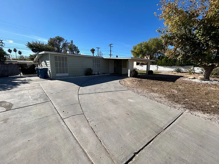1937 Capistrano Ave — Photo 2