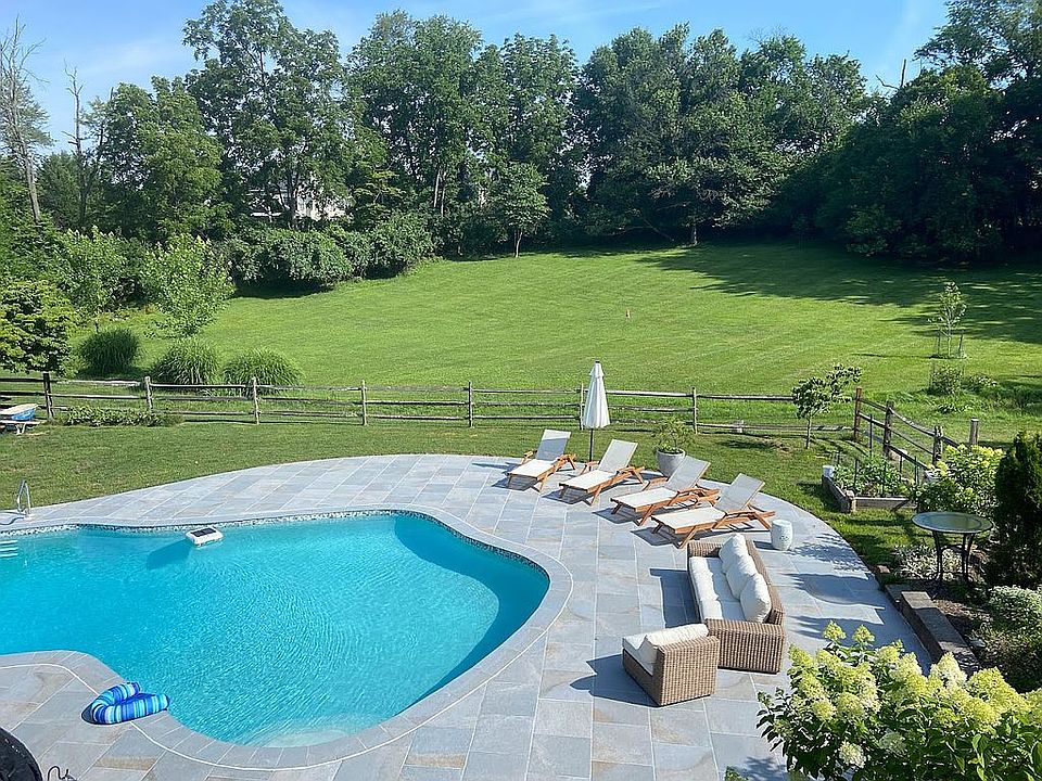 2nd image of 1357 Nathan Hale Dr