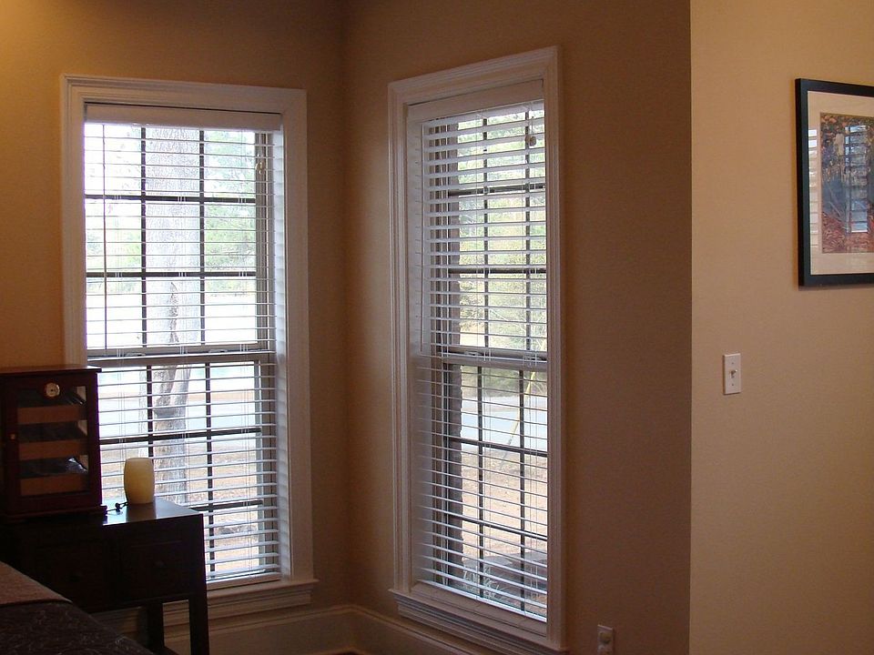2nd image of 96475 Diamondhead Dr W