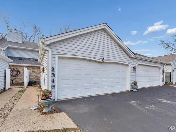 2349 Green Circle Ct, Chesterfield, MO 63017