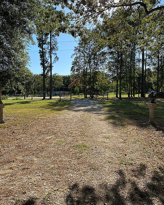 1st image of 828 County Road 6881 N