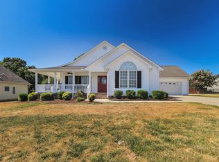 4517 Freedom Dr, Burlington, NC 27215