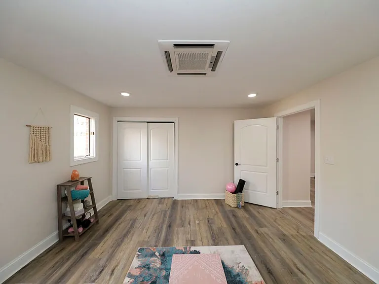 208 Fairfax Way — Photo 46