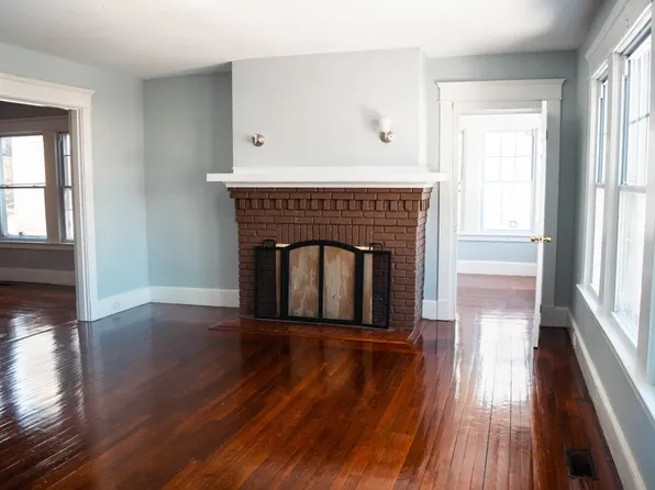 1551 Ella T Grasso Blvd, New Haven, CT 06511