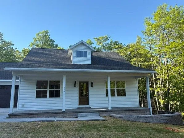 126 N Whealkate Dr, South Range, MI 49963