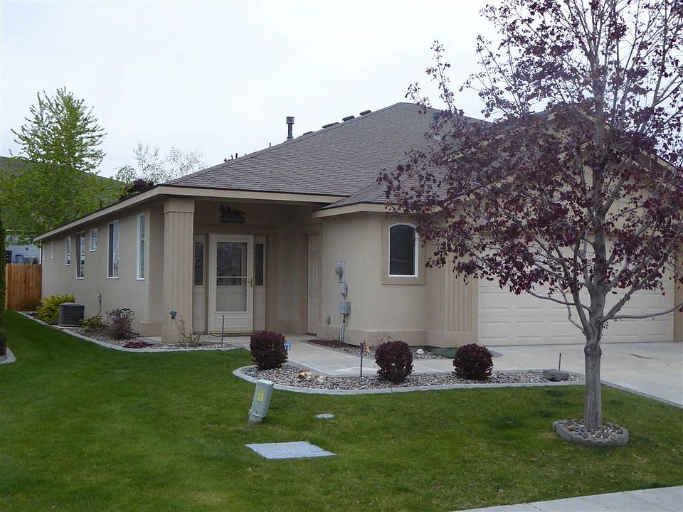 1st image of 3551 Waterford St